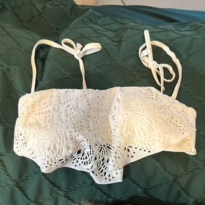 Xhilaration White Laser City Convertible Straps Bikini Top